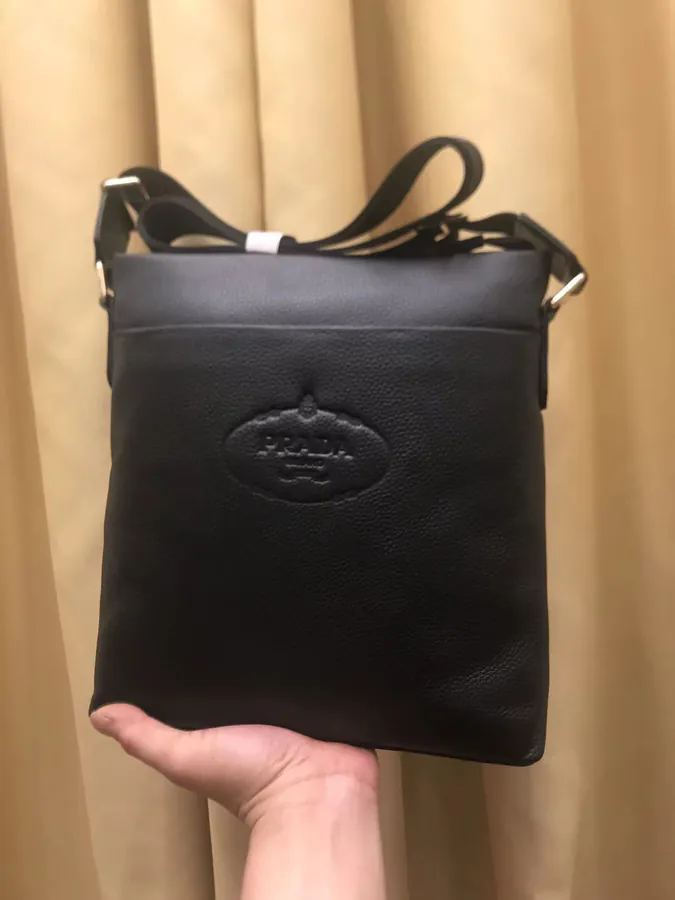 2023 V Home New Crossbody Bag Black, Classic Design