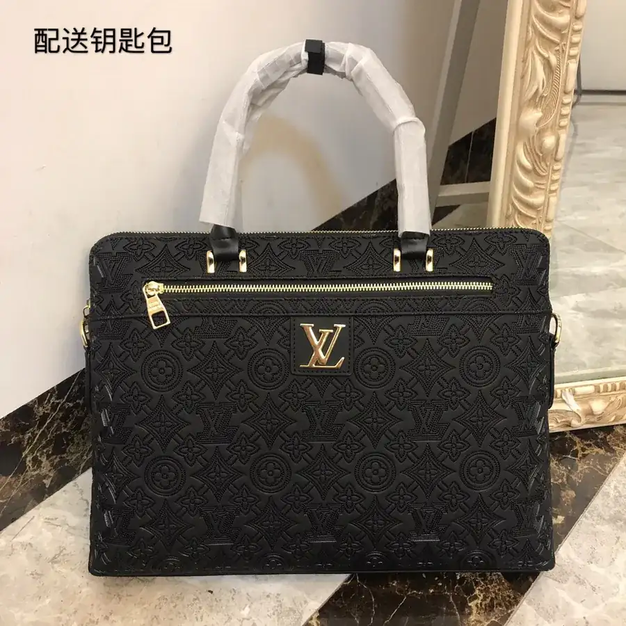 Pt330 New Mens Bag Premium Platinum Calfskin