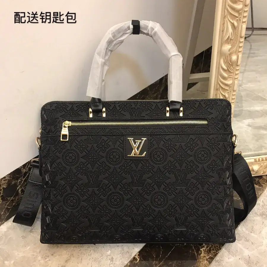 Pt330 New Mens Bag Premium Platinum Calfskin