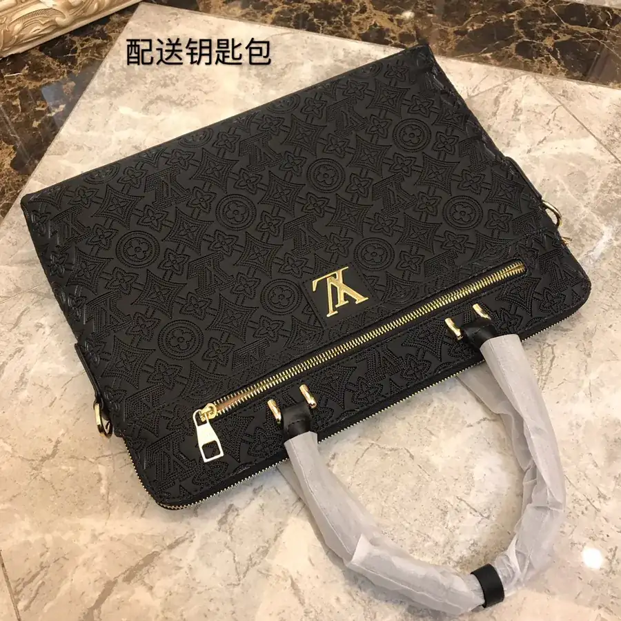 Pt330 New Mens Bag Premium Platinum Calfskin