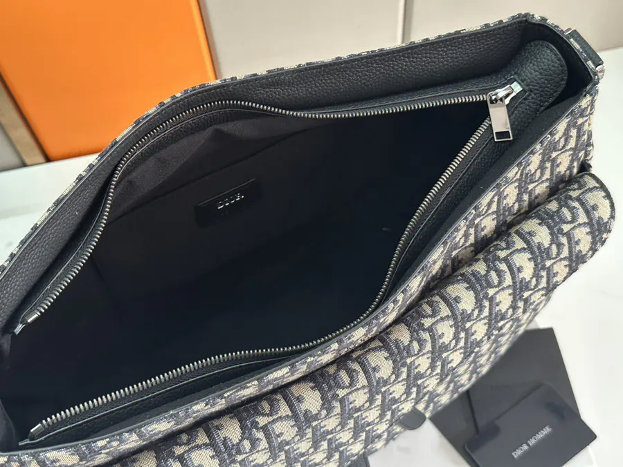 D House Saddle Soft Handbag with Grained Calfskin