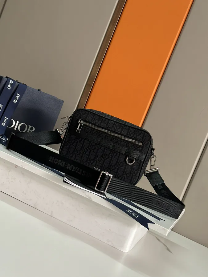 Safari Messenger Bag Compact and Practical