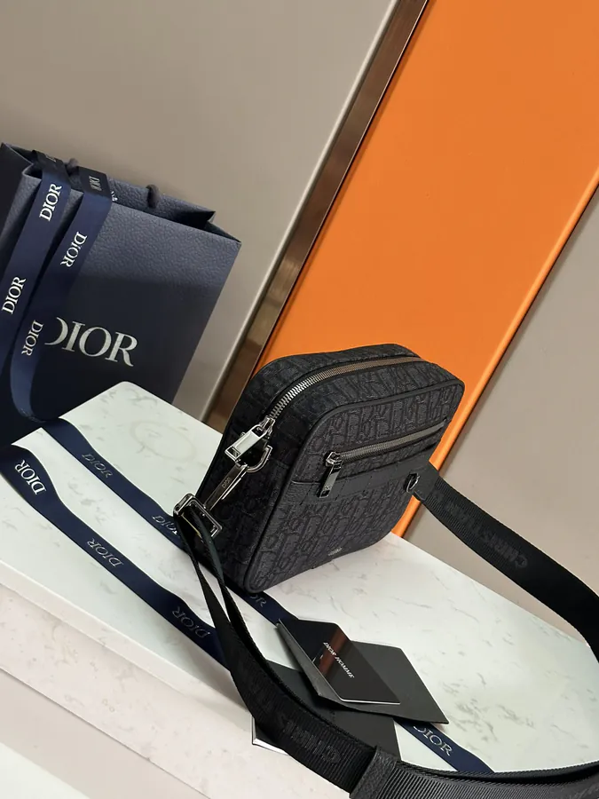 Safari Messenger Bag Compact and Practical