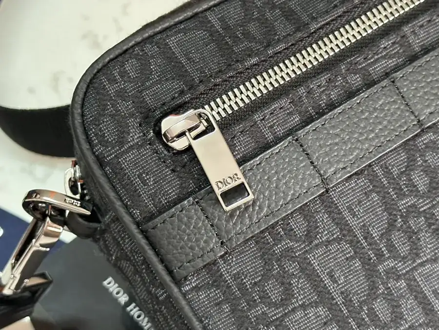 Safari Messenger Bag Compact and Practical