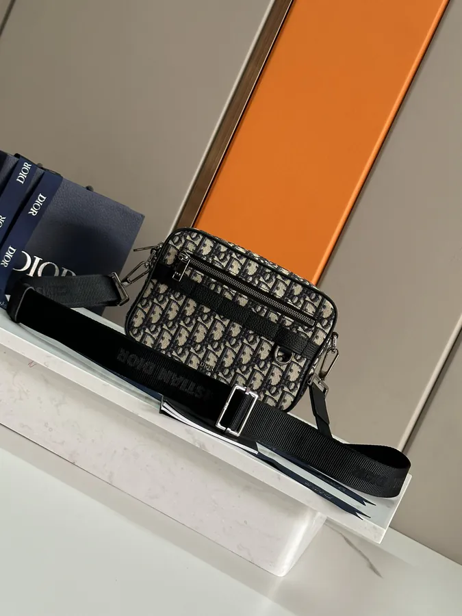 Safari Messenger Bag Mini Size