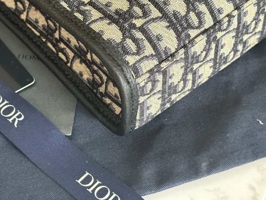 Safari North South Mini Tote
