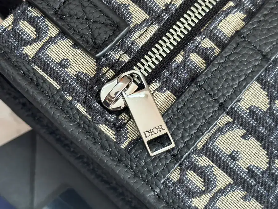 Safari North South Mini Tote