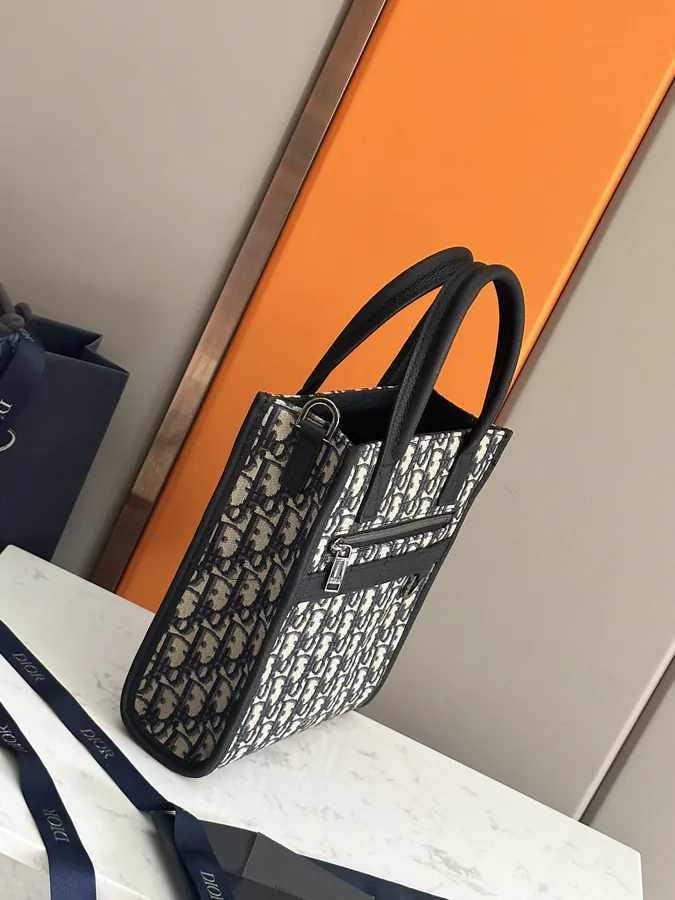 Safari North South Small Handbag