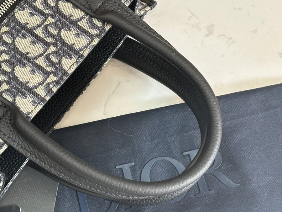 Safari North South Small Handbag