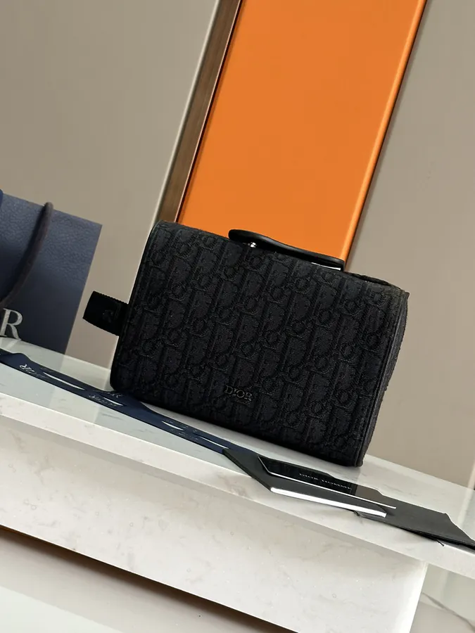 Lingot Washbag in Black Canvas