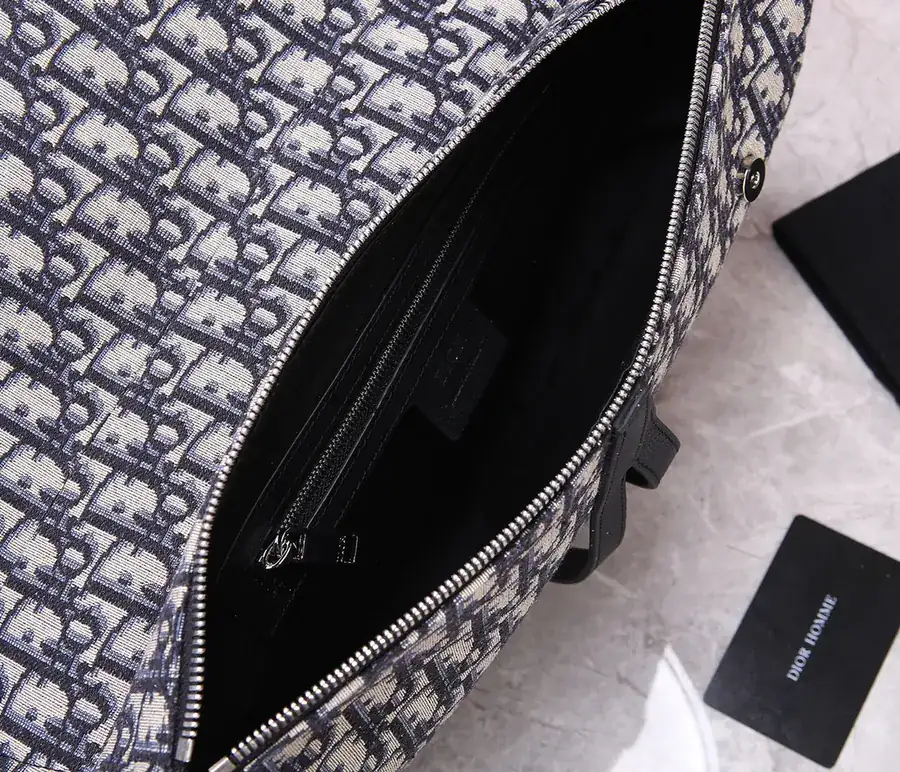 New Season Aged Saddle Bag in Black Grained Calfskin