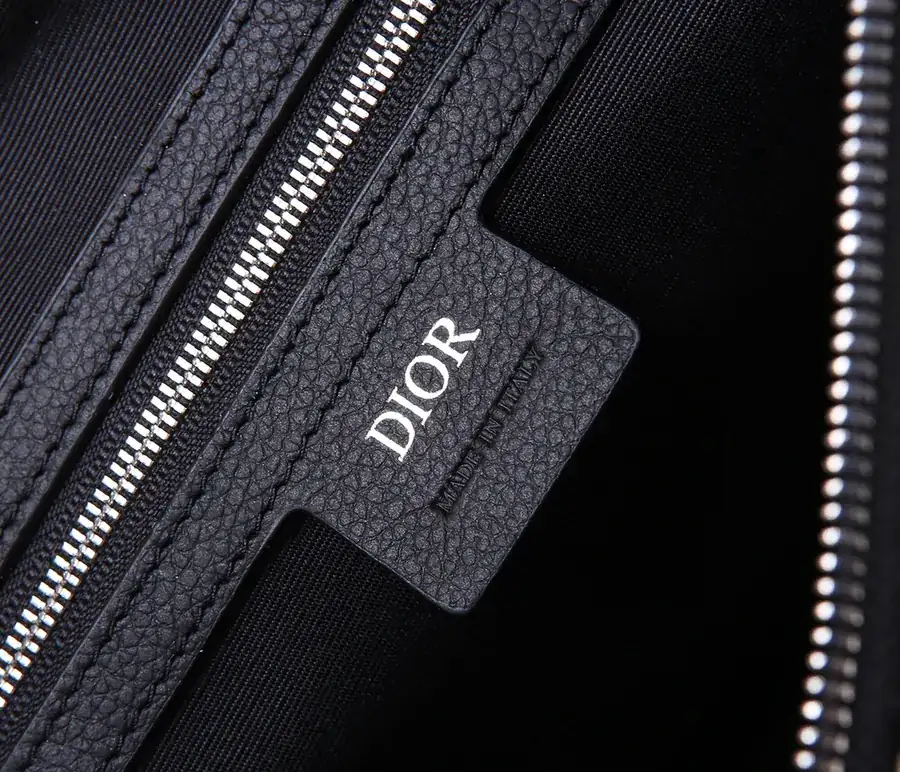 New Season Aged Saddle Bag in Black Grained Calfskin