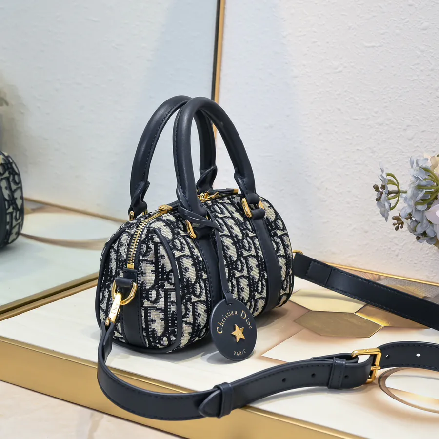 Groove 20.25 Handbag Winter Collection 2024, Maria Grazia Chiuri Design, 16cm