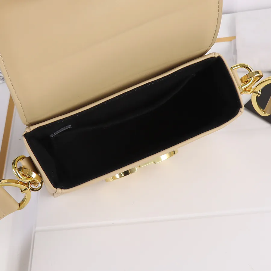 Dio.r 30 Montaigne Mini Box Elegant French Style Bucket Bag