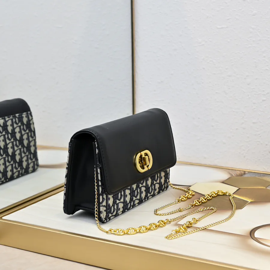 Miss Caro Chain Handbag