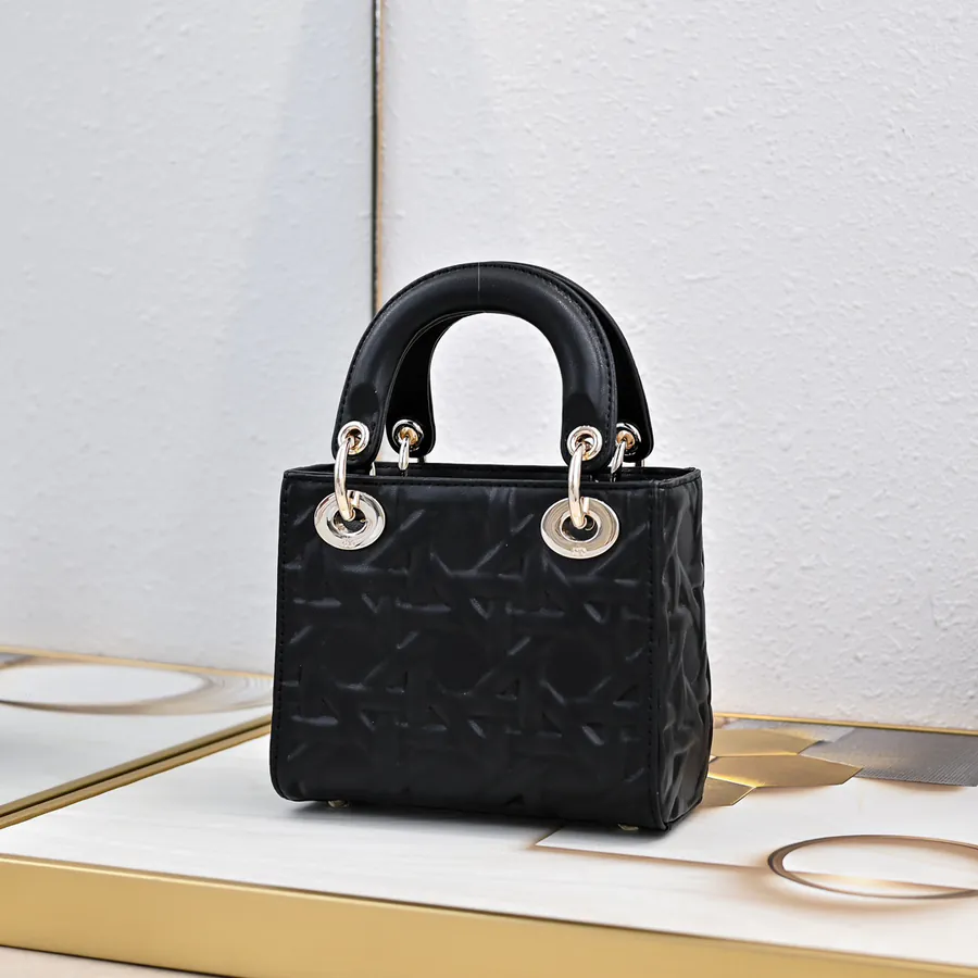 Press Stamped Gold Clasp 3 Compartment Bag