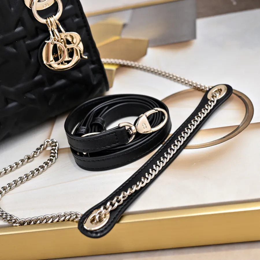 Press Stamped Gold Clasp 3 Compartment Bag