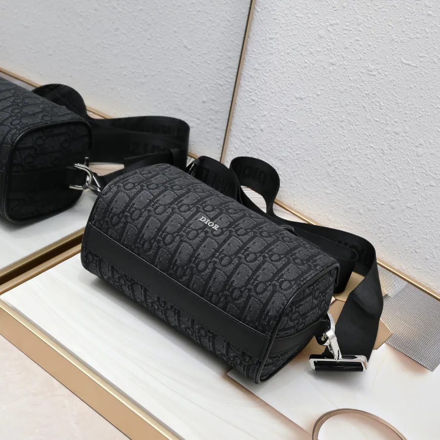 Lingot Messenger Bag Season New, Practical and Elegant