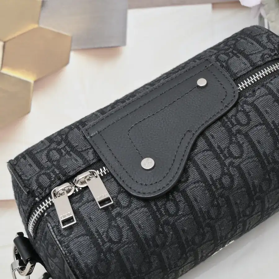 Lingot Messenger Bag Season New, Practical and Elegant