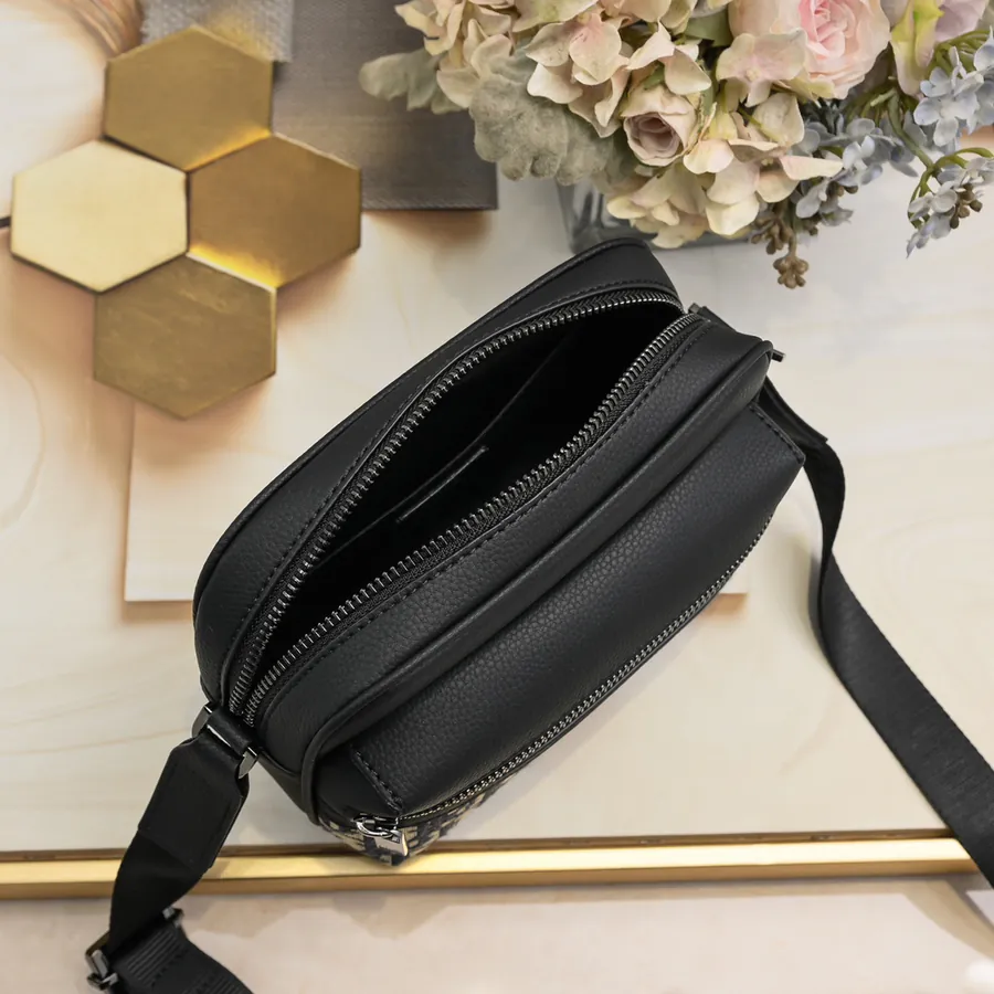 Rider 2.0 Zippered Messenger Bag Small Size
