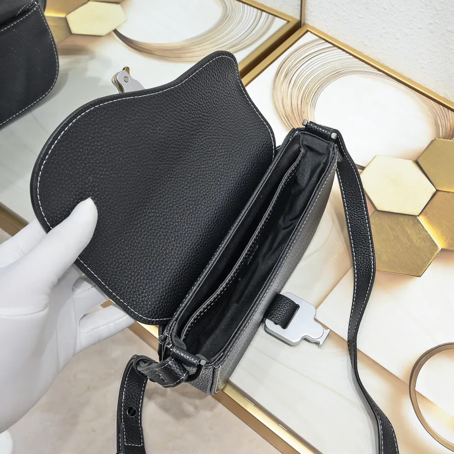 Di.or Saddle Tote with Strap 2023 Spring Men's Collection