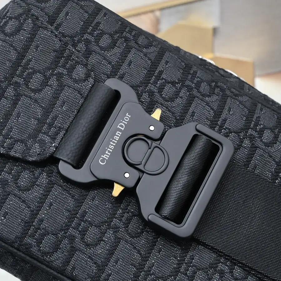 D Home Upgraded Waist Bag with Modern Style