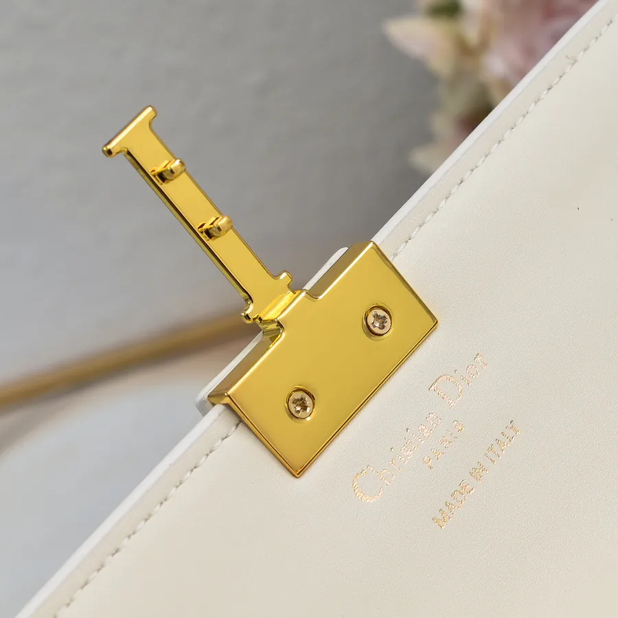 Miss Montaigne Mini Chain Bag