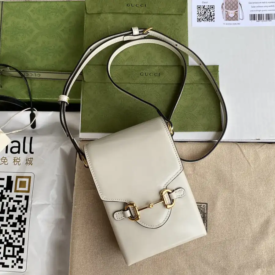 Gucci New Collection Bucket Bag in White
