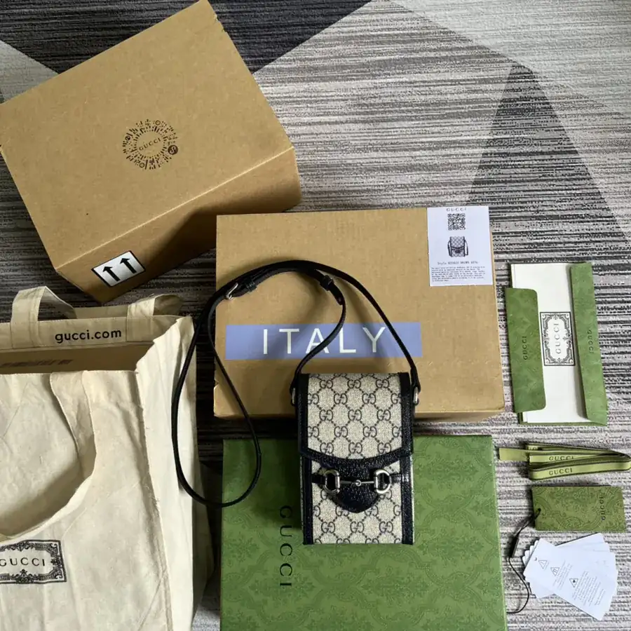 Gucci New Style Bucket Bag with Blue Leather, Premium Original