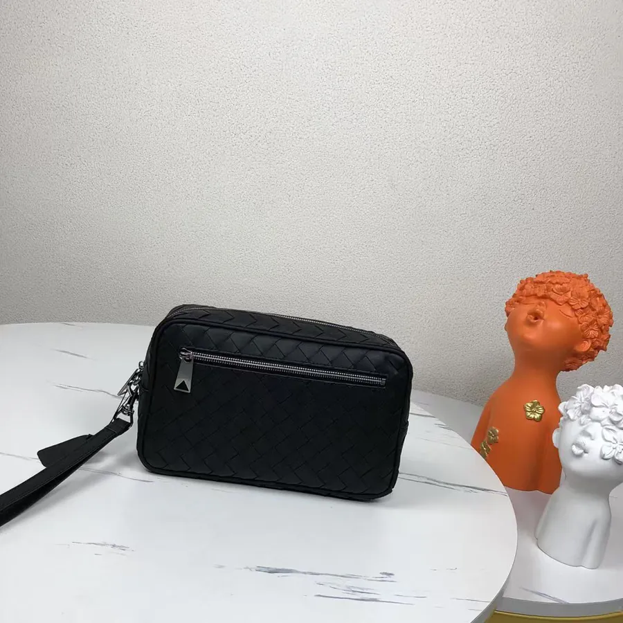 BV Bottega Vintage Style Bucket Bag
