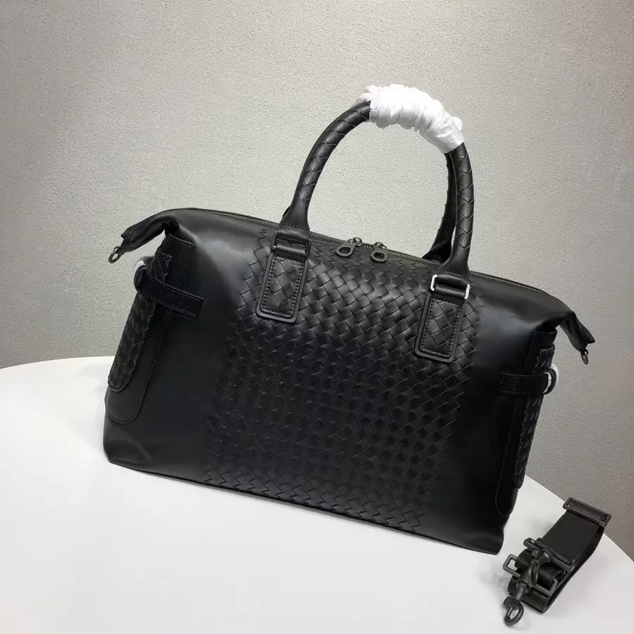 750 BV New Mini Travel Bag Italian Import Grained Calfskin Men's Bag
