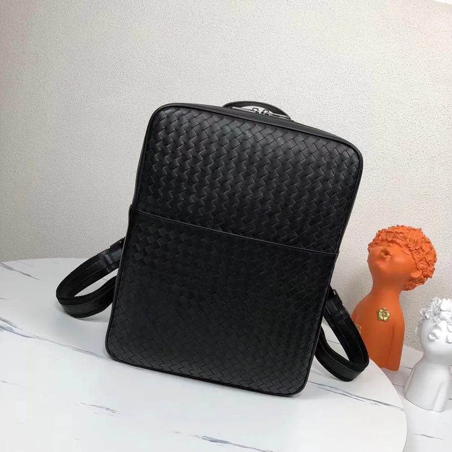 BOTTEGA 顶级打蜡胎牛皮手袋
