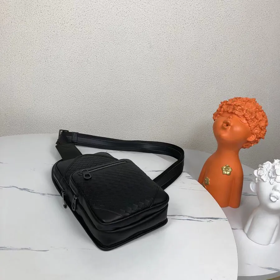 400BV Men's Chest Bag Original Quality