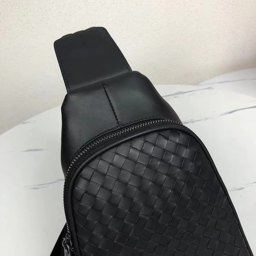 360 Bv Men's Chest Bag Minimalist Design, Premium Leather