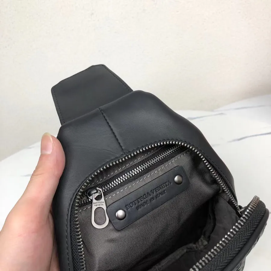 360 Bv Men's Chest Bag Minimalist Design, Premium Leather