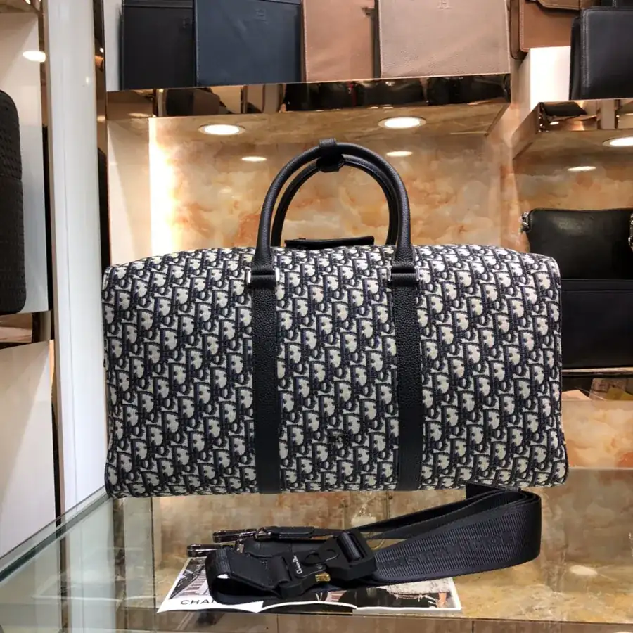 Dior Lingot 50 Travel Bag Premium Quality, Modern Design
