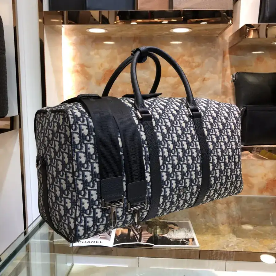 Dior Lingot 50 Travel Bag Premium Quality, Modern Design