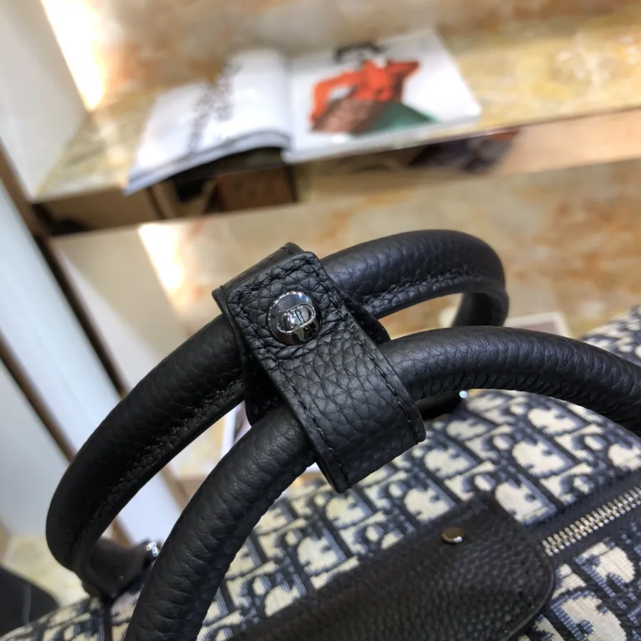 Dior Lingot 50 Travel Bag Premium Quality, Modern Design