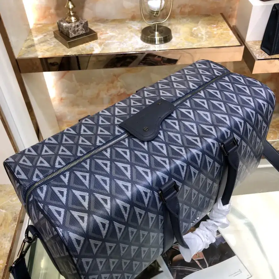 Dior Lingot 50 Travel Bag Modern and Stylish