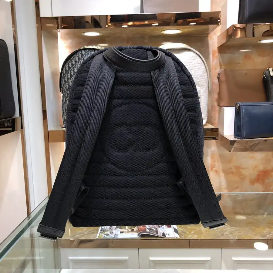 DIOR Rider Backpack Mini Silhouette, Technical Design