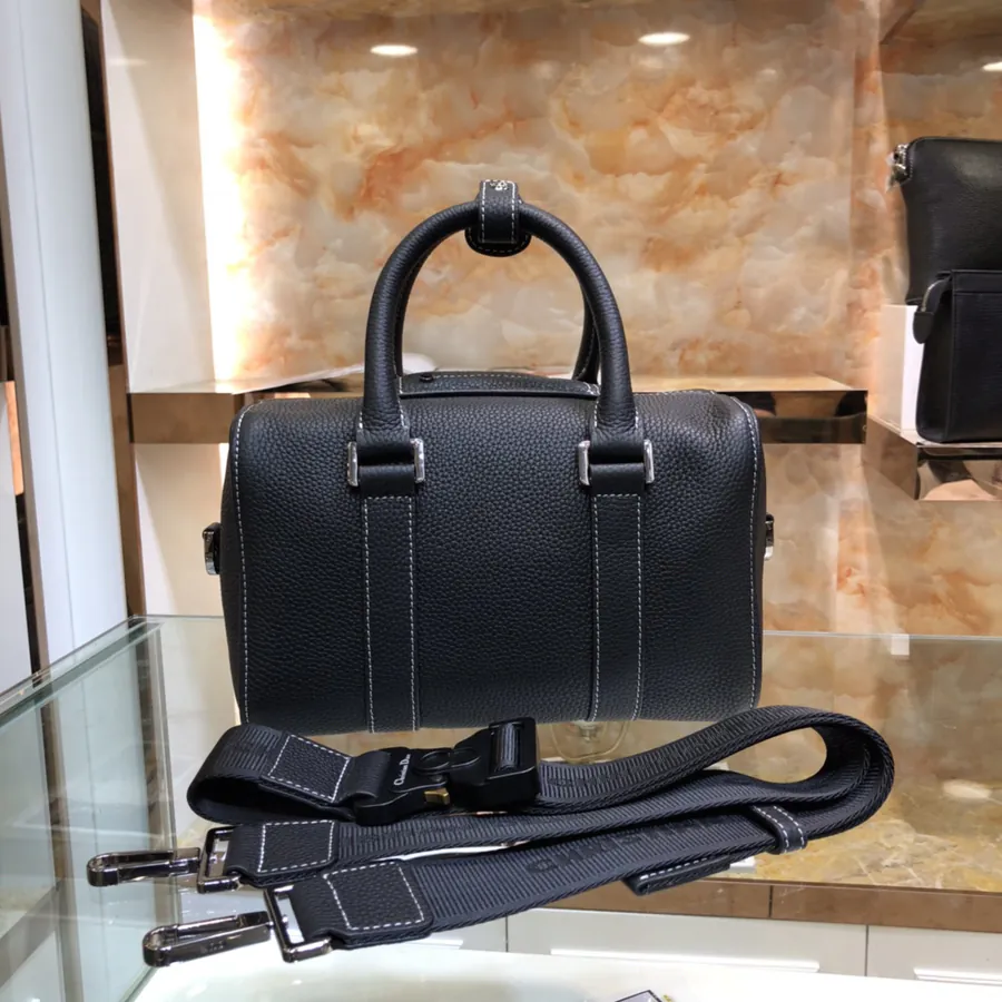 Dior Lingot 26 Handbag Premium Leather, Versatile Style