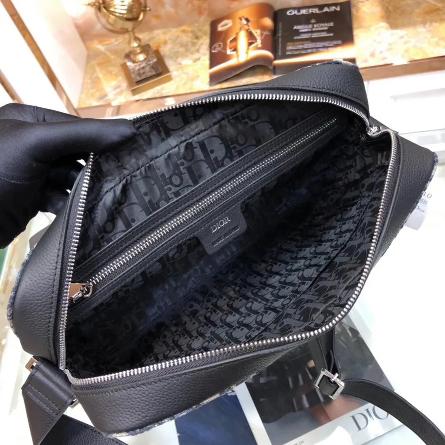 Dior New Postman Bag Black Grained Calfskin with Oblique Pattern