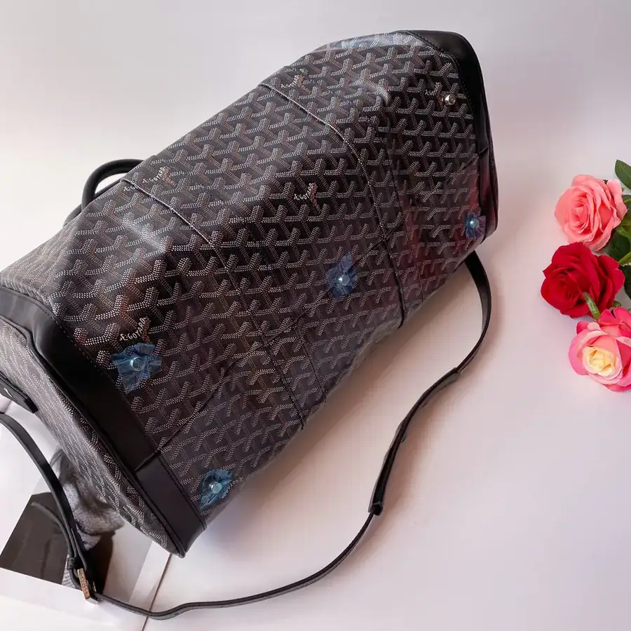 GOYARD G0YARD Travel Bag Classic Design, Durable Material, Signature Details