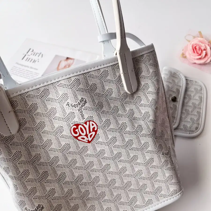 P200 Mini Shopping Bag Dog Tooth Design, Trendy & Versatile