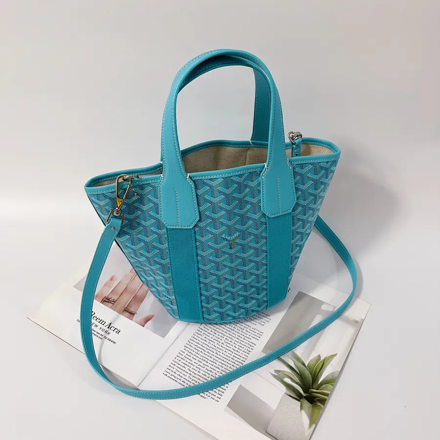 Belharra Mini Bag The Perfect Companion for Sunny Days