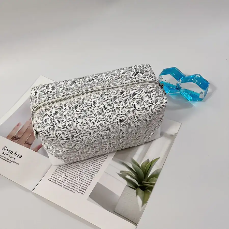 Boeing Travel Cosmetic Bag (25 cm) Elegant and Unique