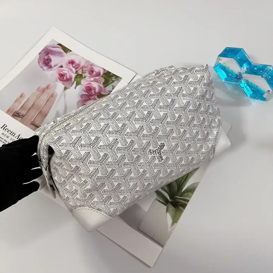Boeing Travel Cosmetic Bag (25 cm) Elegant and Unique