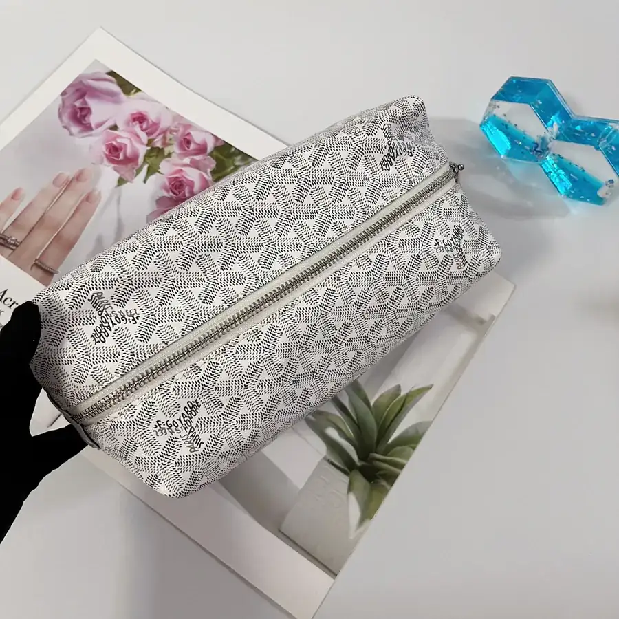 Boeing Travel Cosmetic Bag (25 cm) Elegant and Unique