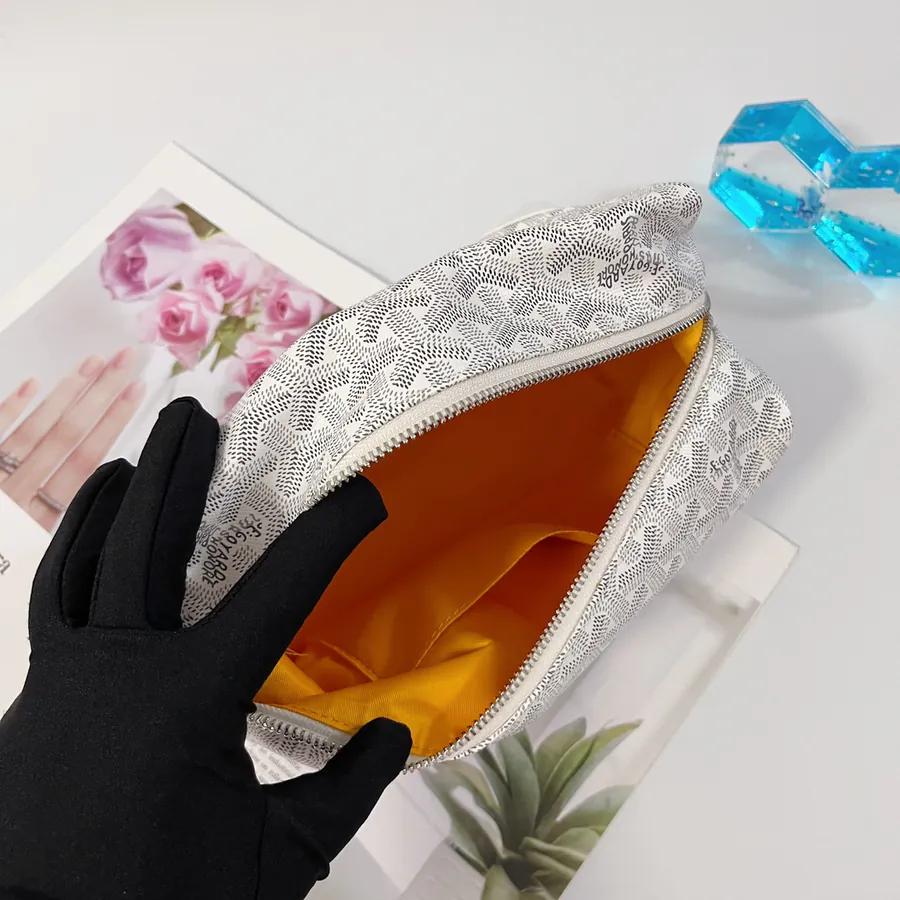 Boeing Travel Cosmetic Bag (25 cm) Elegant and Unique