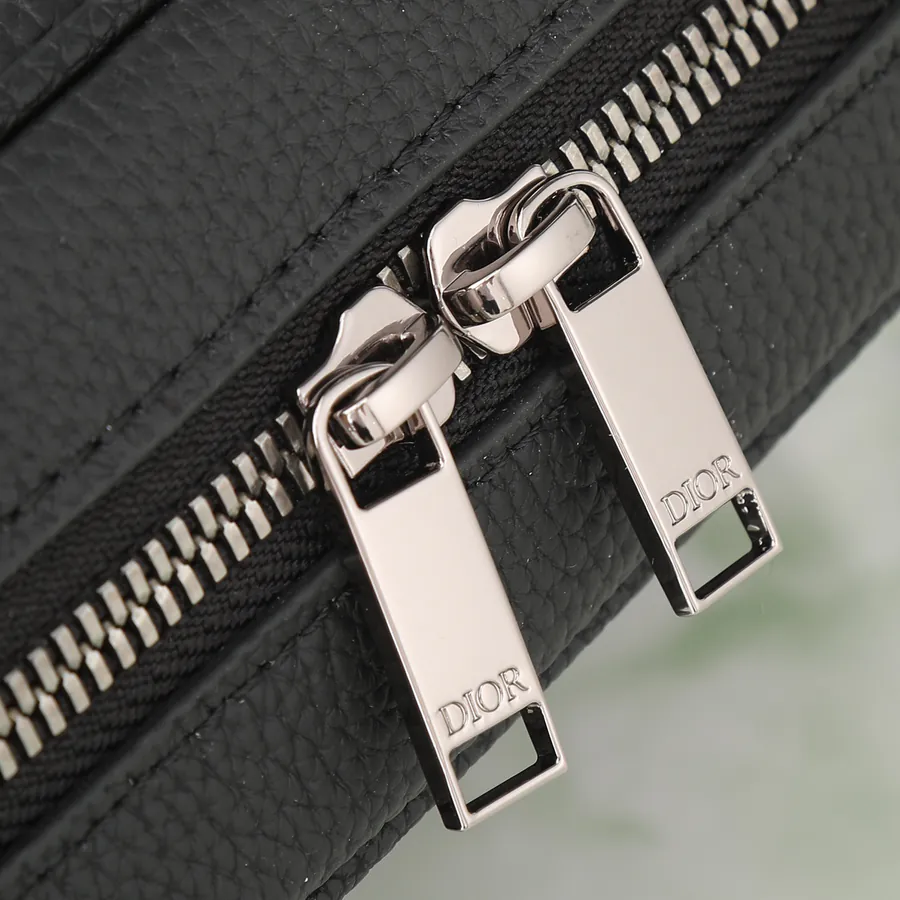 Rider 2.0 Zip Messenger Bag Black